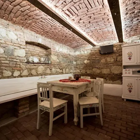 Nicopole Art & Wine Braşov